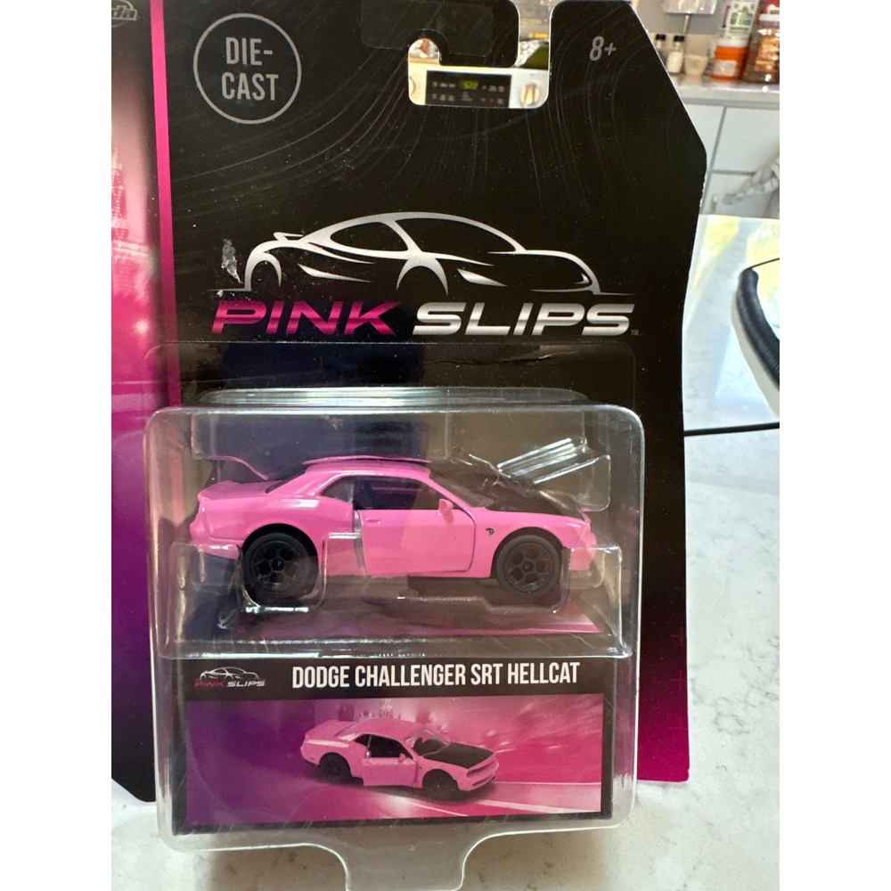 Pink Slips Dodge Challenger SRT Hellcat Die-Cast Car Pink Black 1:64 Jada Toys